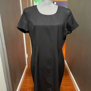 Jennifer James black dress size 14